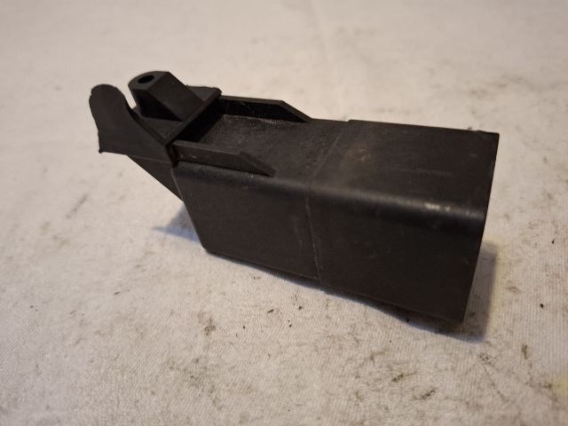 bontott VW GOLF VI Izzító Relé