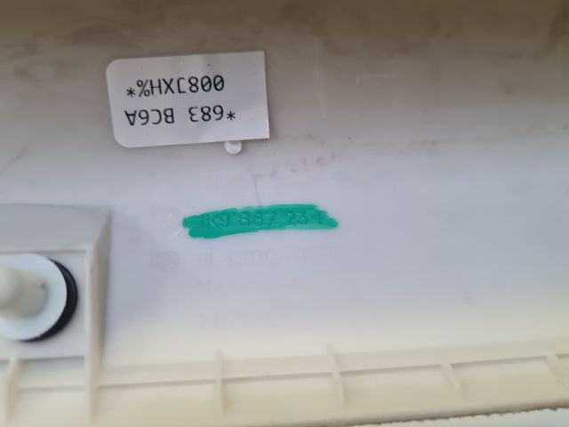 bontott VW GOLF VI Jobb A Oszlop Hangszóró Burkolat