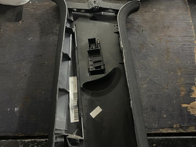 bontott VW GOLF VI Jobb B Oszlop Burkolat