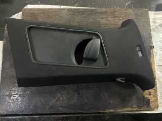 bontott VW GOLF VI Jobb B Oszlop Burkolat