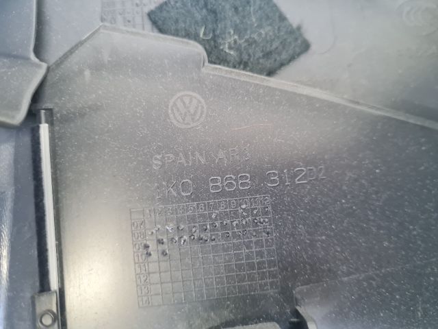 bontott VW GOLF VI Jobb B Oszlop Burkolat