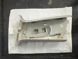 bontott VW GOLF VI Jobb B Oszlop Burkolat