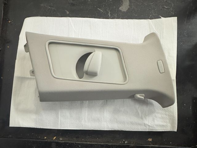 bontott VW GOLF VI Jobb B Oszlop Burkolat