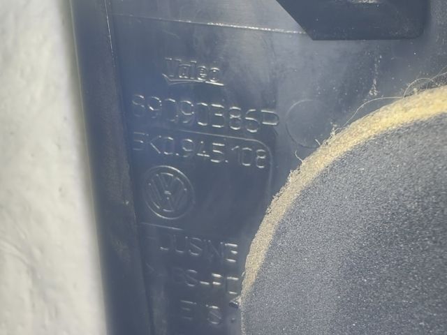 bontott VW GOLF VI Jobb Belső Hátsó Lámpa