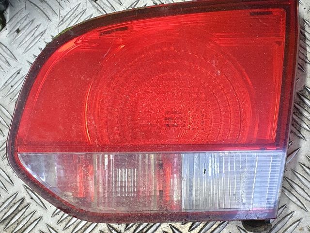 bontott VW GOLF VI Jobb Belső Hátsó Lámpa