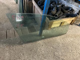 bontott VW GOLF VI Jobb első Ablak