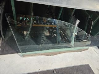 bontott VW GOLF VI Jobb első Ablak