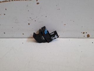 bontott VW GOLF VI Jobb első Ablakemelő Kapcsoló