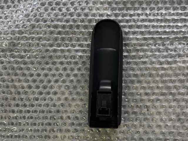 bontott VW GOLF VI Jobb első Ablakemelő Kapcsoló