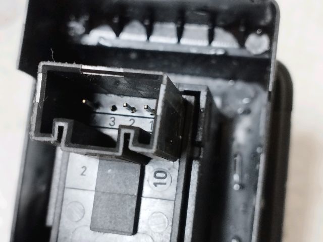 bontott VW GOLF VI Jobb első Ablakemelő Kapcsoló