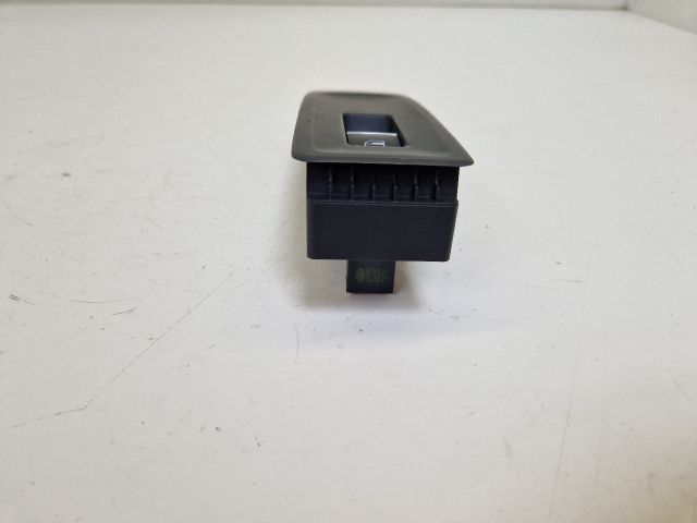 bontott VW GOLF VI Jobb első Ablakemelő Kapcsoló