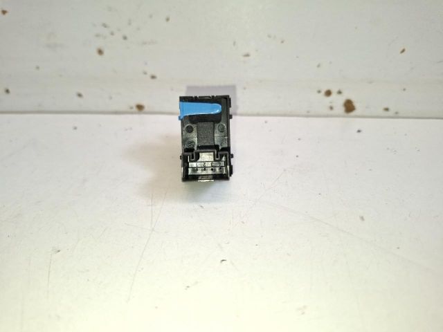 bontott VW GOLF VI Jobb első Ablakemelő Kapcsoló