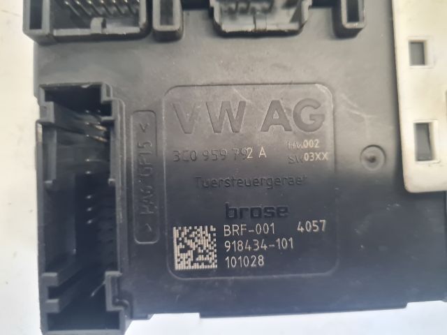 bontott VW GOLF VI Jobb első Ablakemelő Motor