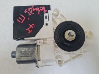 bontott VW GOLF VI Jobb első Ablakemelő Motor