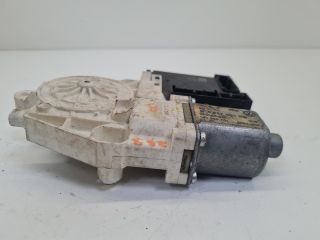 bontott VW GOLF VI Jobb első Ablakemelő Motor
