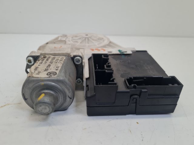 bontott VW GOLF VI Jobb első Ablakemelő Motor