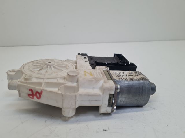 bontott VW GOLF VI Jobb első Ablakemelő Motor