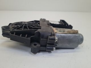 bontott VW GOLF VI Jobb első Ablakemelő Motor