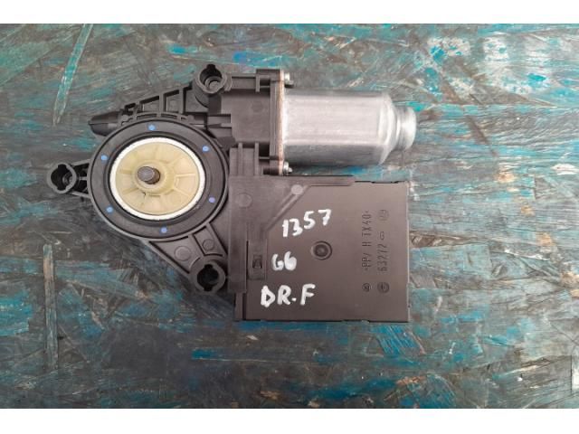 bontott VW GOLF VI Jobb első Ablakemelő Motor