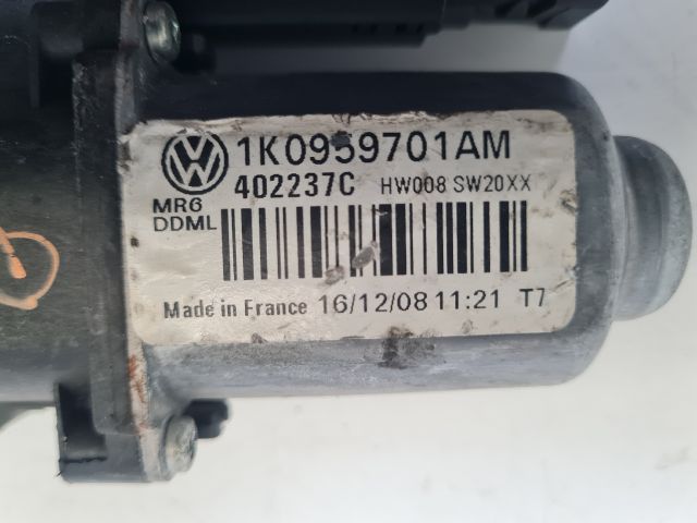 bontott VW GOLF VI Jobb első Ablakemelő Motor