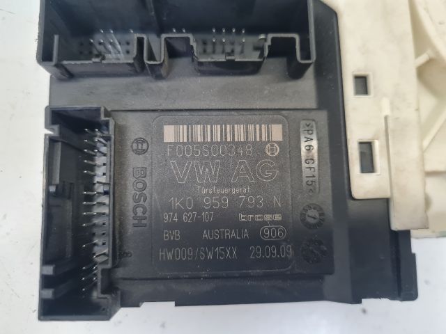 bontott VW GOLF VI Jobb első Ablakemelő Motor