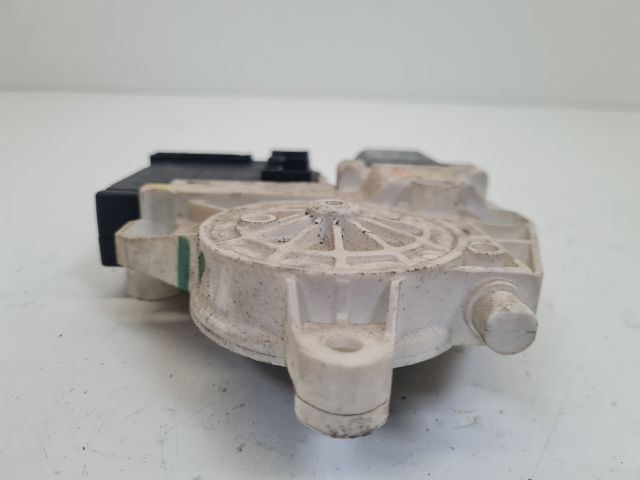 bontott VW GOLF VI Jobb első Ablakemelő Motor