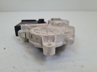 bontott VW GOLF VI Jobb első Ablakemelő Motor