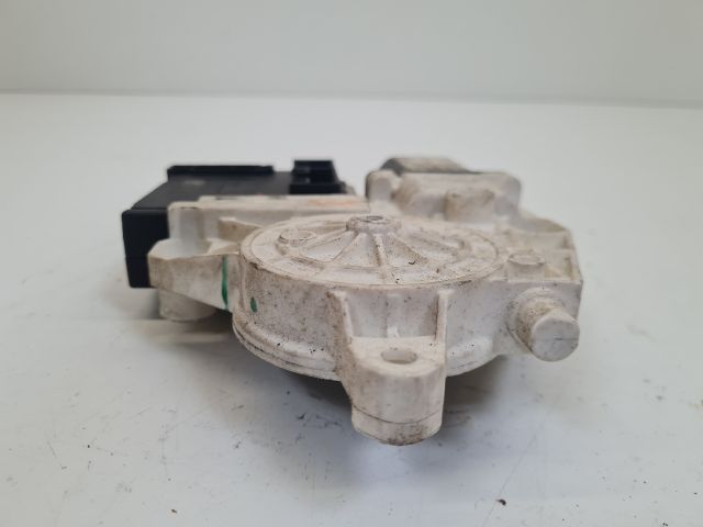 bontott VW GOLF VI Jobb első Ablakemelő Motor