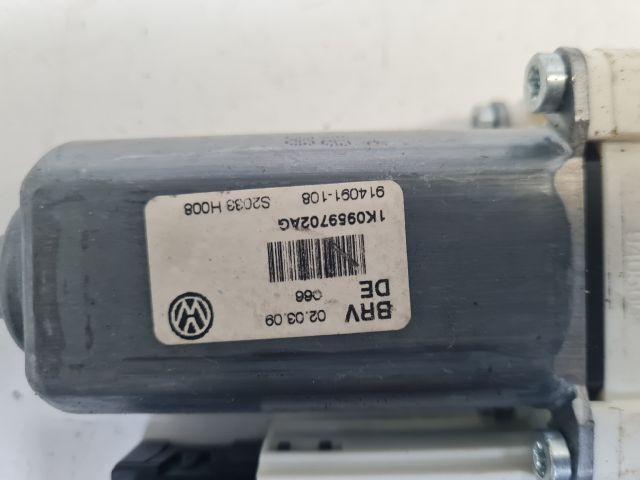 bontott VW GOLF VI Jobb első Ablakemelő Motor