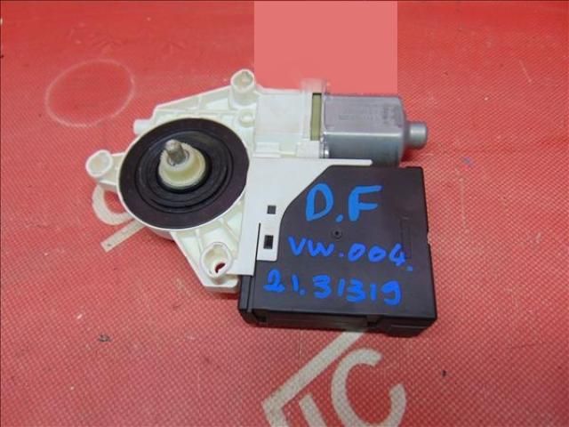 bontott VW GOLF VI Jobb első Ablakemelő Motor