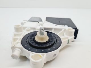 bontott VW GOLF VI Jobb első Ablakemelő Motor