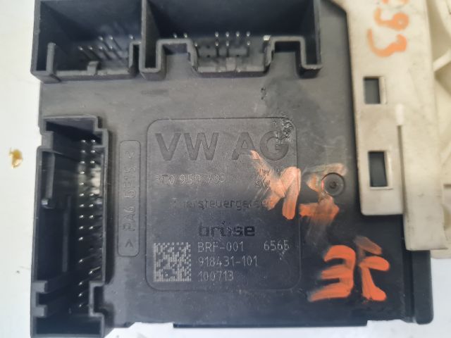 bontott VW GOLF VI Jobb első Ablakemelő Motor