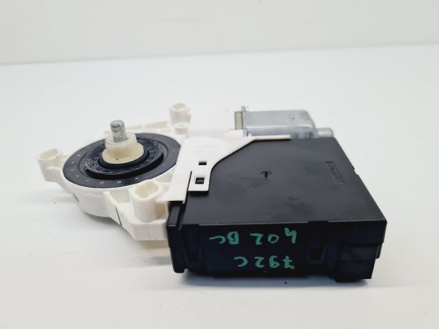 bontott VW GOLF VI Jobb első Ablakemelő Motor