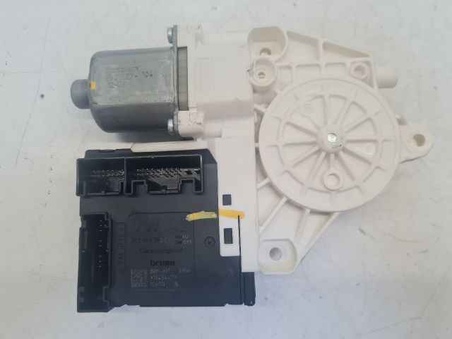 bontott VW GOLF VI Jobb első Ablakemelő Motor