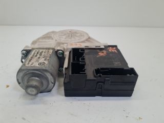 bontott VW GOLF VI Jobb első Ablakemelő Motor