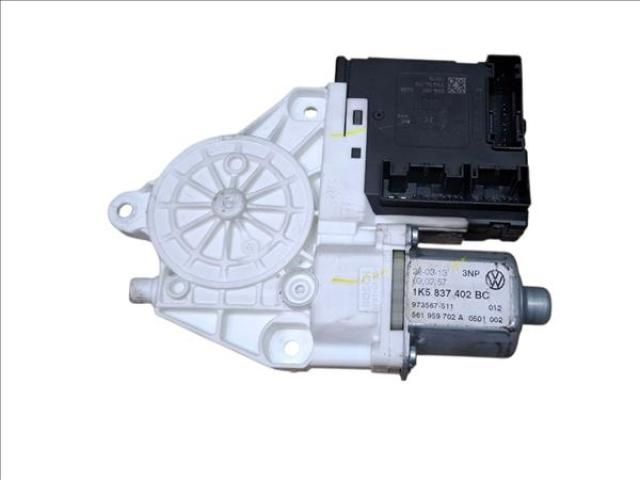 bontott VW GOLF VI Jobb első Ablakemelő Motor