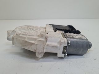 bontott VW GOLF VI Jobb első Ablakemelő Motor