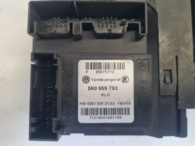 bontott VW GOLF VI Jobb első Ablakemelő Motor