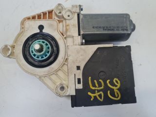 bontott VW GOLF VI Jobb első Ablakemelő Motor