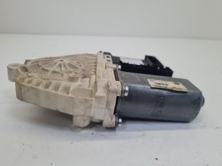 bontott VW GOLF VI Jobb első Ablakemelő Motor