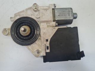 bontott VW GOLF VI Jobb első Ablakemelő Motor