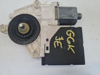 bontott VW GOLF VI Jobb első Ablakemelő Motor