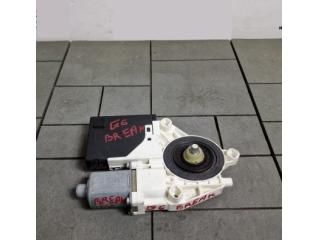 bontott VW GOLF VI Jobb első Ablakemelő Motor