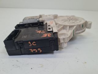 bontott VW GOLF VI Jobb első Ablakemelő Motor