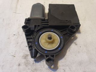 bontott VW GOLF VI Jobb első Ablakemelő Motor