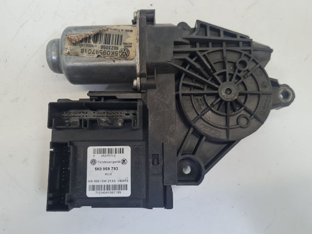 bontott VW GOLF VI Jobb első Ablakemelő Motor