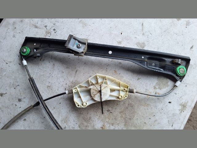 bontott VW GOLF VI Jobb első Ablakemelő Szerkezet (Elektromos)