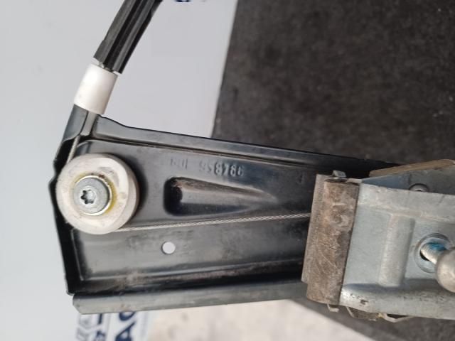 bontott VW GOLF VI Jobb első Ablakemelő Szerkezet (Elektromos)