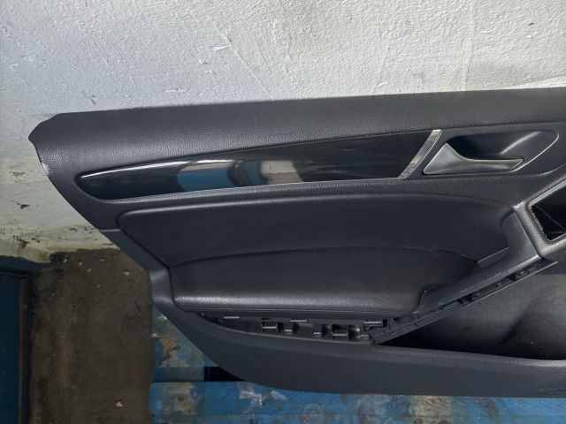 bontott VW GOLF VI Jobb első Ajtó Kárpit
