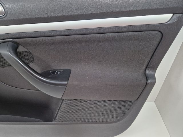bontott VW GOLF VI Jobb első Ajtó Kárpit